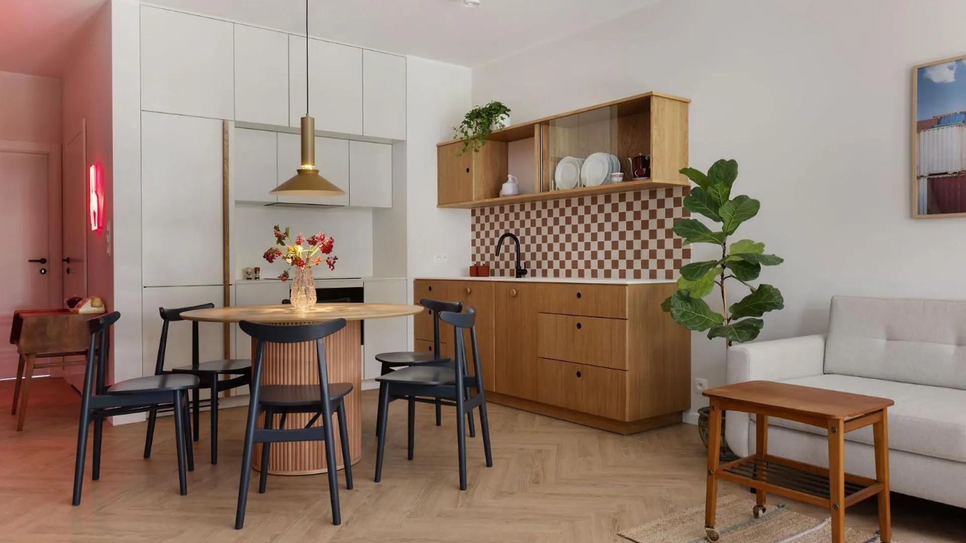 Solidarnosc Three Bedrooms & Garden Apartment Gdansk Poland