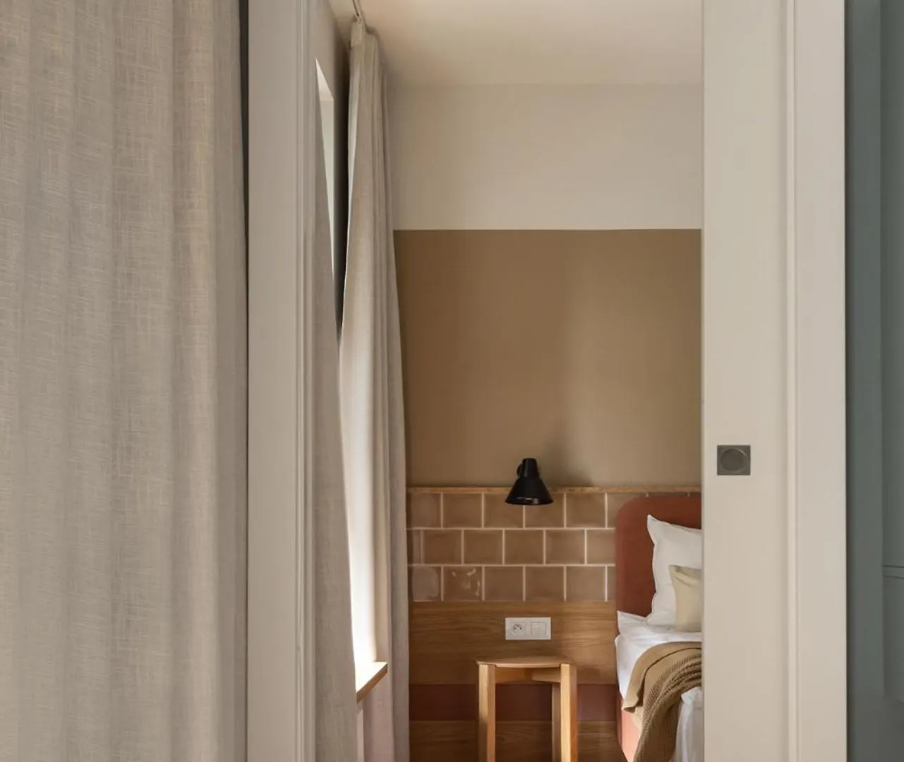 Solidarnosc Three Bedrooms & Garden Apartment グダニスク ポーランド