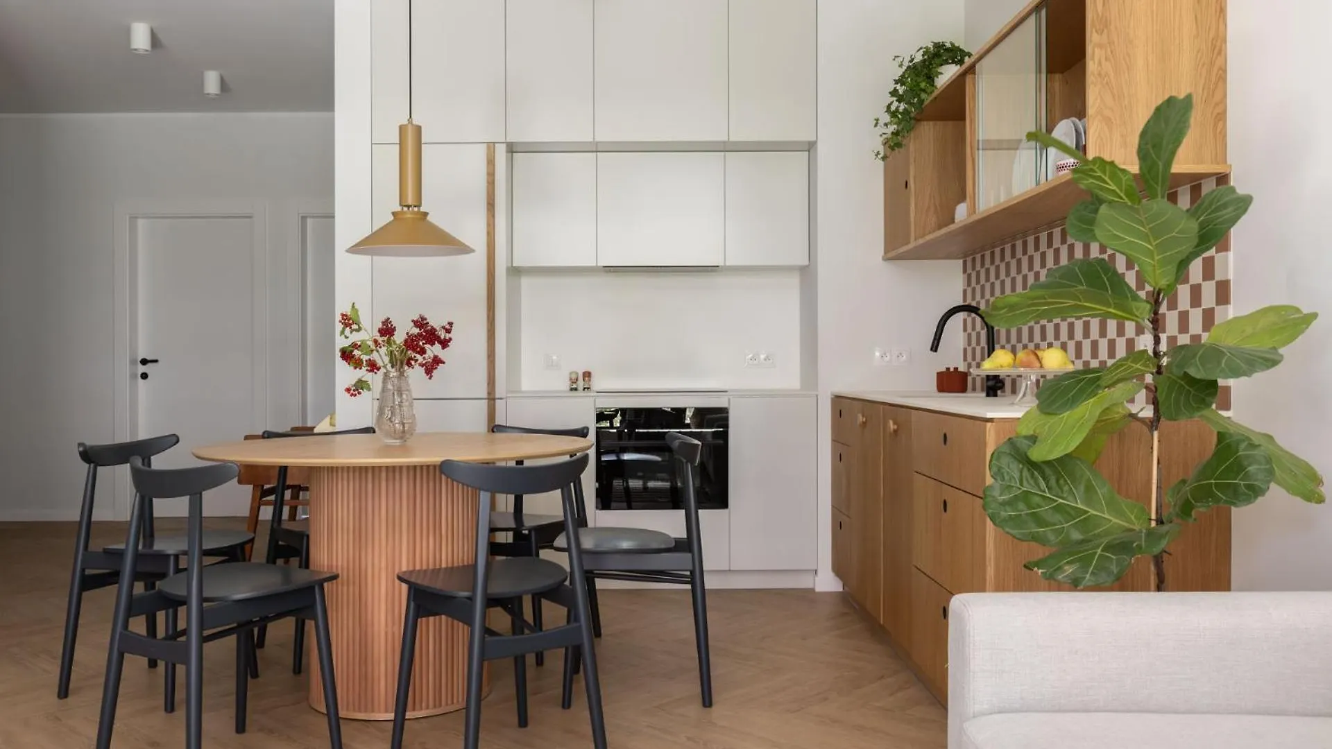 Solidarnosc Three Bedrooms & Garden Apartment グダニスク 0*,