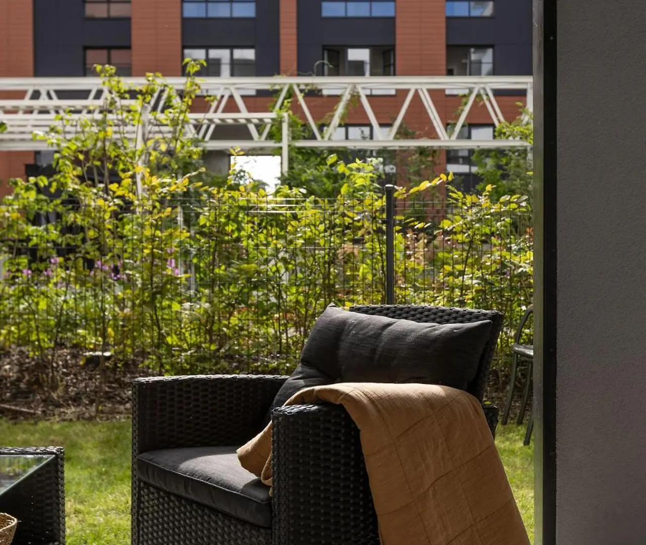 Solidarnosc Three Bedrooms & Garden Apartment グダニスク ポーランド