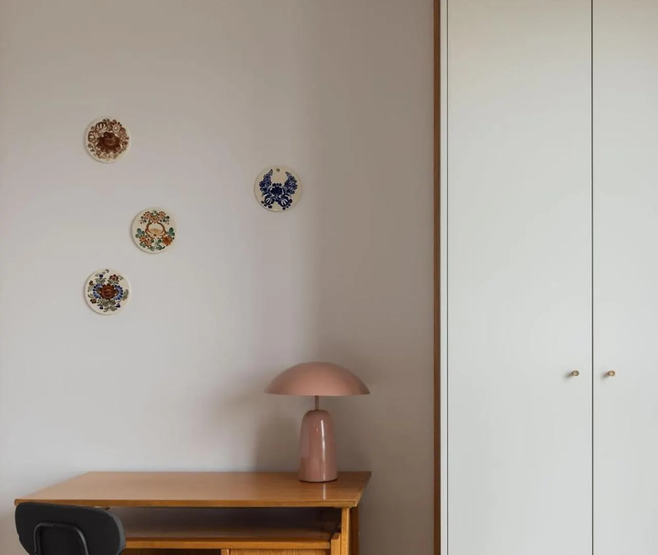 Solidarnosc Three Bedrooms & Garden Apartment Gdańsk